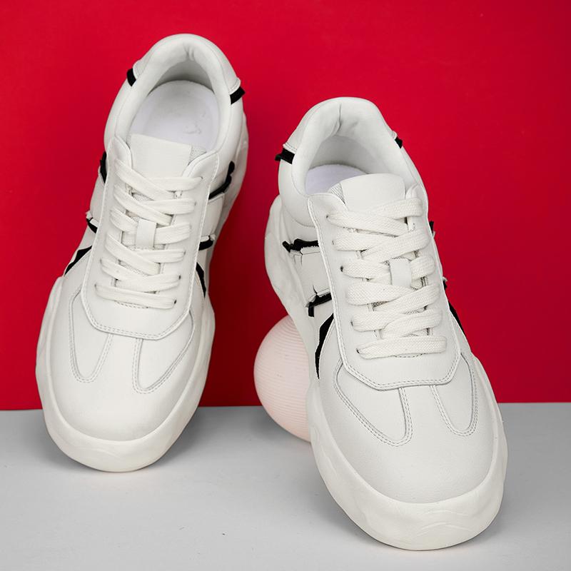 Fashion Street Style Mens Casual Shoes Comfortable Skateboard Footwear Fashion Outdoor Tenis Masculino New Design Male Driving Sneakers