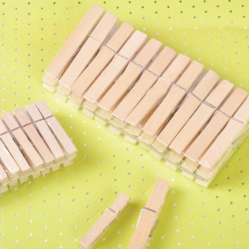 

36 шт. прищепок из твердой древесины с металлической пружиной для надежного захвата, контурная форма не оставляет следов на одежде, идеально подходит для использования на открытом воздухе и в помещении 36 Hardwood Pegs