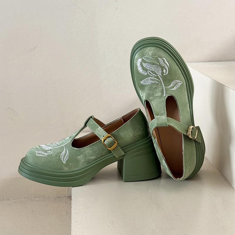 Fashion Platform Thick Heel British Style Retro Shoes Women's Embroidered High Heels Loafers Round Head Single Shoes Mary Jane Pumps