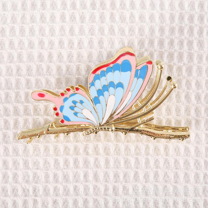 Large Elegant Vintage-Style Butterfly Claw Clip for Summer 2022