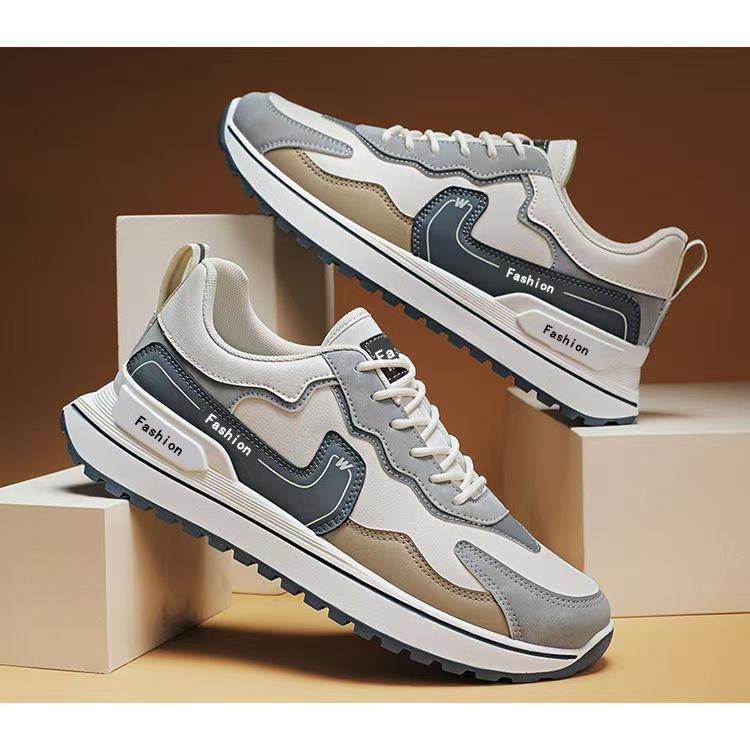 Neue vielseitige lässige Sneaker für Herrenmode und trendig, kombiniert mit Forrest Gump Schuhen für Studenten in der Jugend, bequeme Reiseschuhe