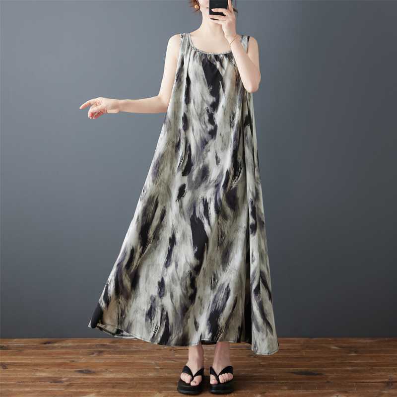 Fashionable Women's Sleeveless Mid Length Dress