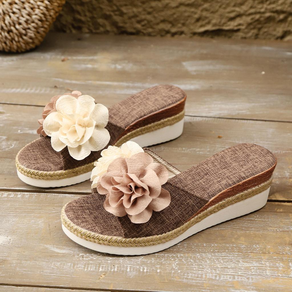 Large Size Wedge Slippers 2025 Summer Women Wear Flower Slippers Beach Casual Open-toed Slippers Women