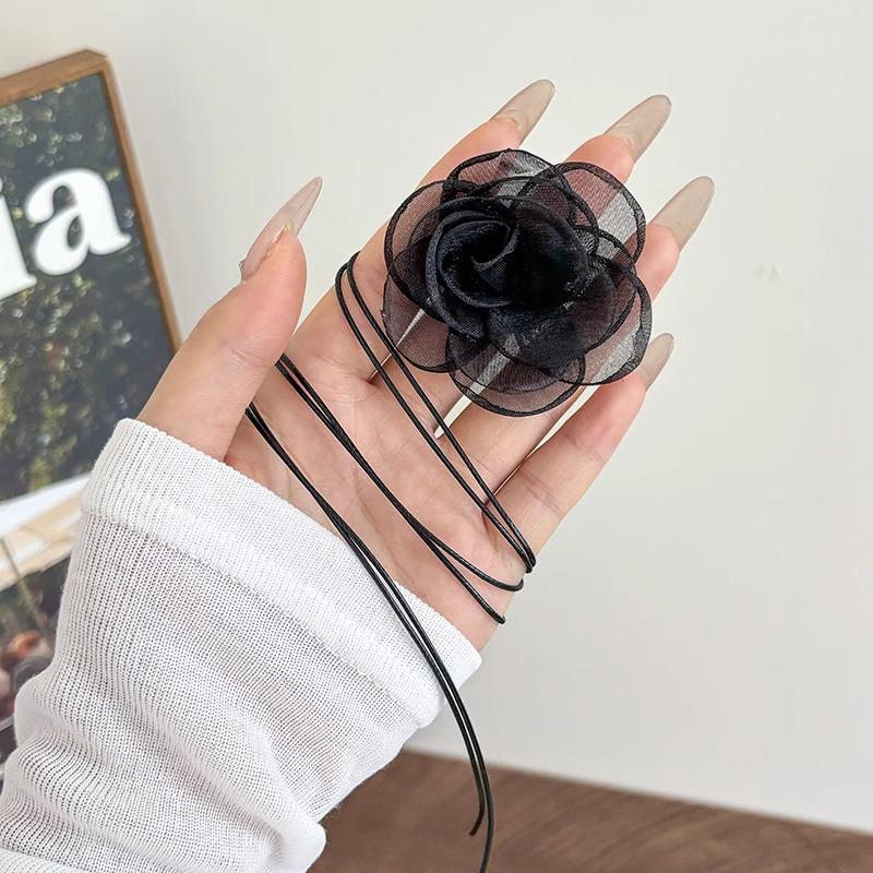 

Чокер-ожерелье «Камелия Черная роза»