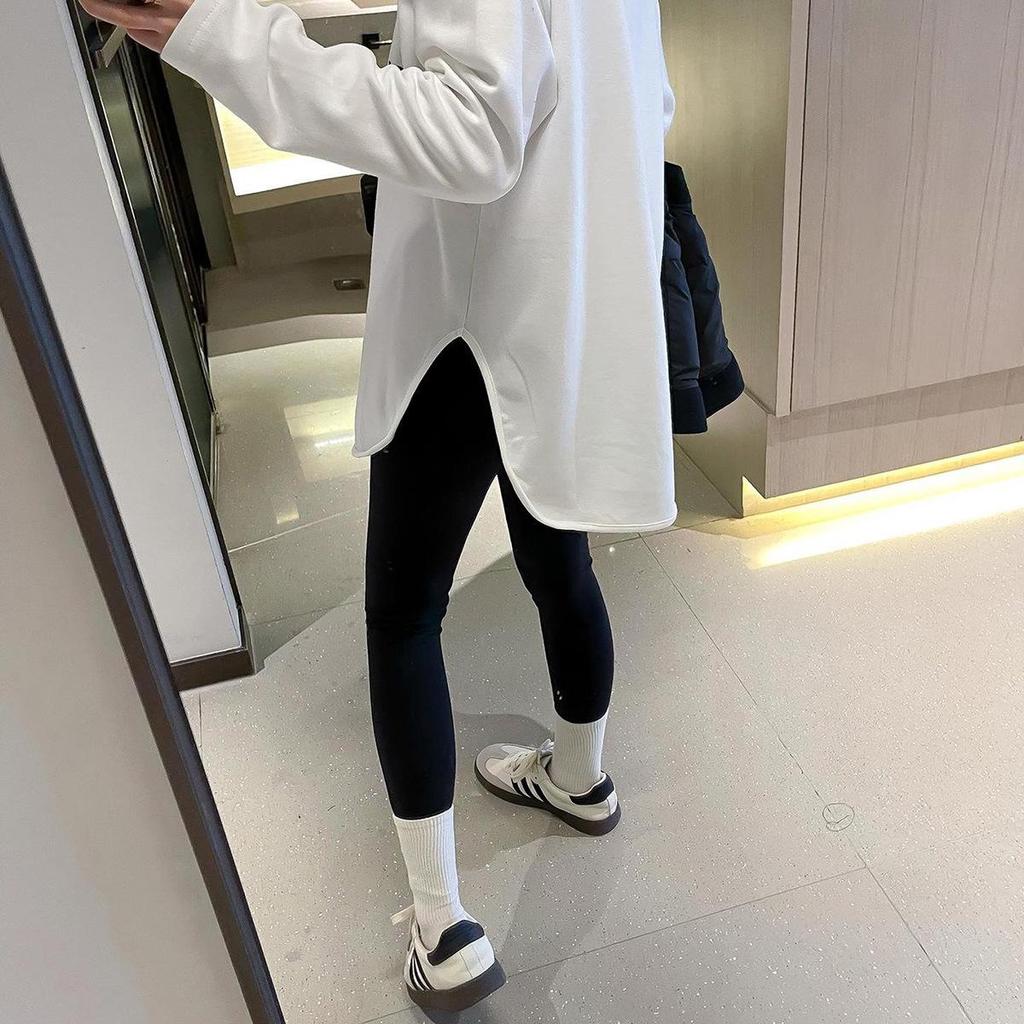 Women's Korean Style Long-Sleeve Velvet Brushed White T-Shirt, Loose Fit, Plus Size, Mid-Length for Autumn and Winter