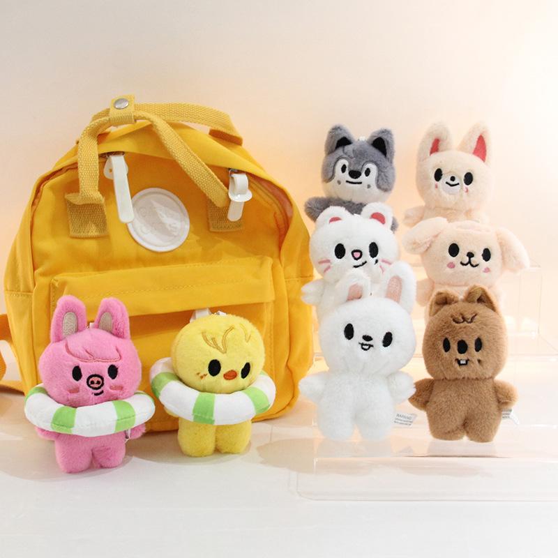 Juguete de Peluche Flotador Skzoo de 10 cm Kawaii Skzoo Lobo Solitario de Peluche Dibujos Animados Muñeco de Peluche Juguetes Compañeros Kawaii Regalo para Niños