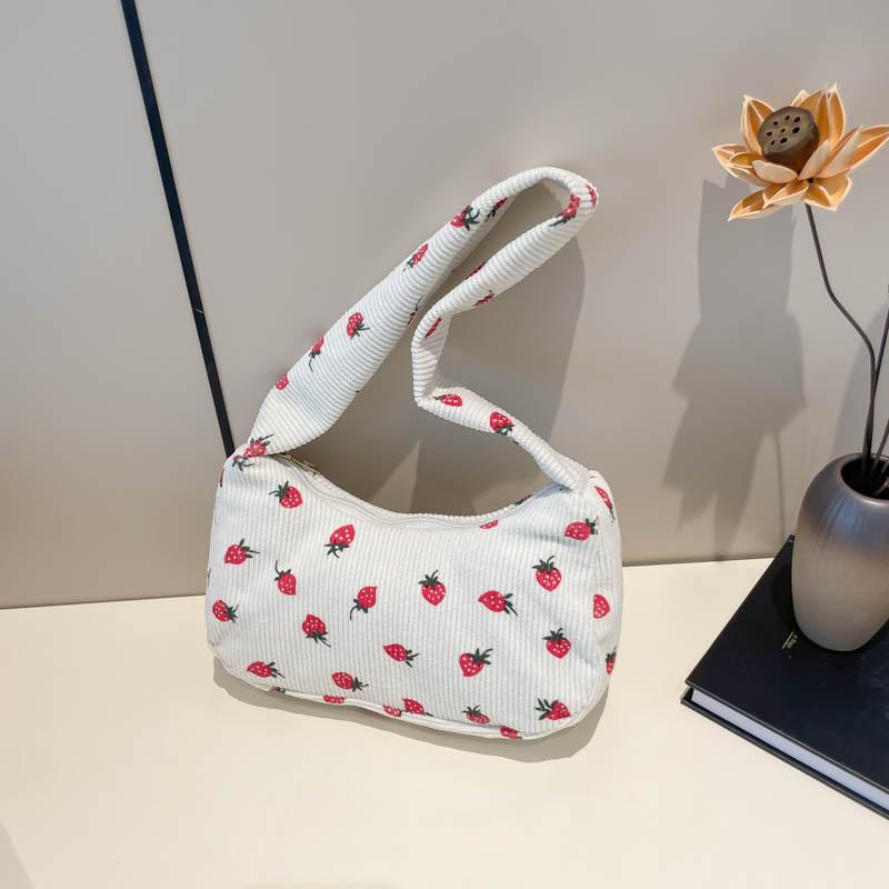 

This year s new popular foreign-style underarm bags women s autumn and winter fashion versatile handbags niche design shoulder bags білий