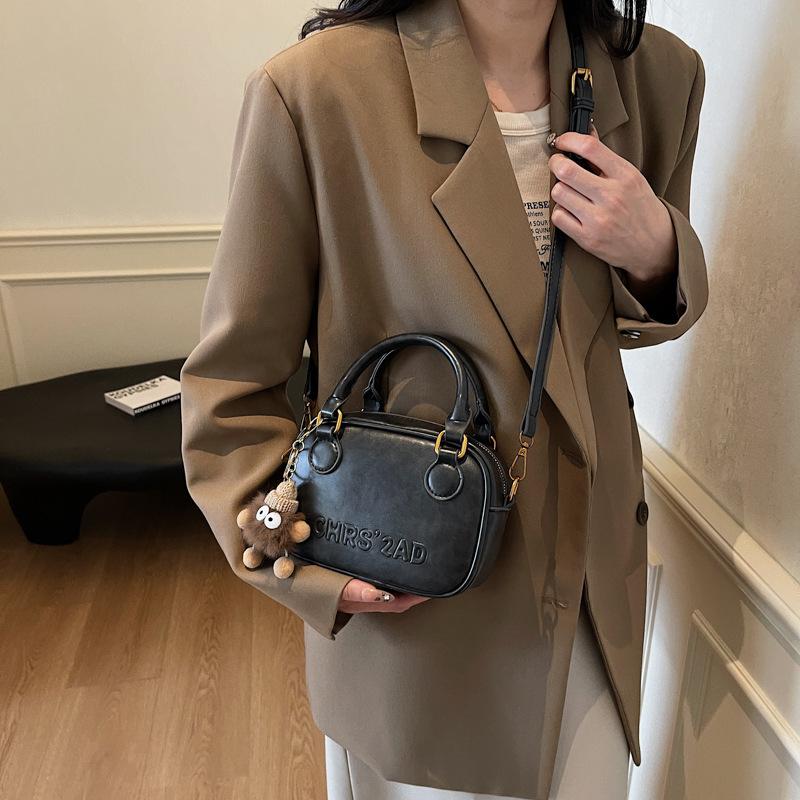 Retro Fashion Foreign Style Handbag Bag Female Texture Small Square Bag Personalized Shoulder Messenger Bag Female