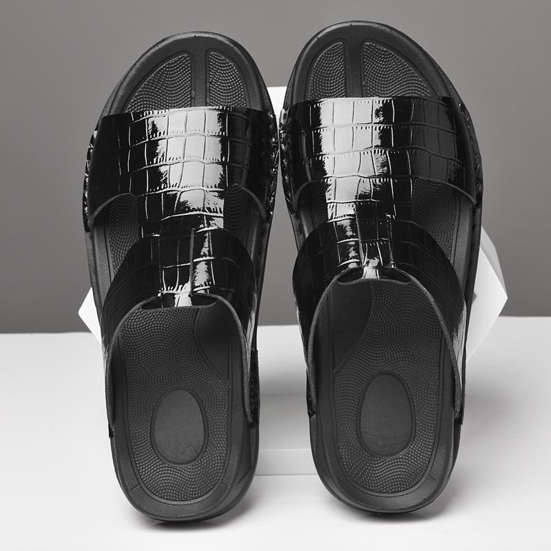 Fashion New Arrival Men's Leather Slides Soft Slip-On Slippers Comfortable Outdoor Half Drag Leisure Walk Beach Flats Wading Aqua Shoes