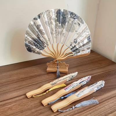 Eleganter Faltfächer mit Blumendesign, atmungsaktives Netz, zufällig platzierte Blumenmuster, Tanzaccessoires, Fächerdekoration