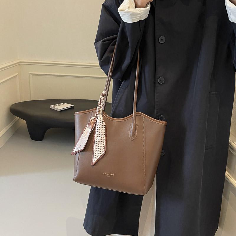 Women's Tote Bag Soft Leather Large Capacity Shoulder Bag