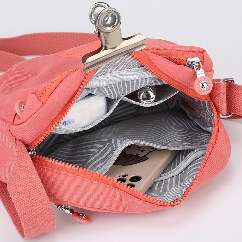 Women's Multi-Pocket Shoulder Bag Nylon Small Bag Lightweight Crossbody Bag