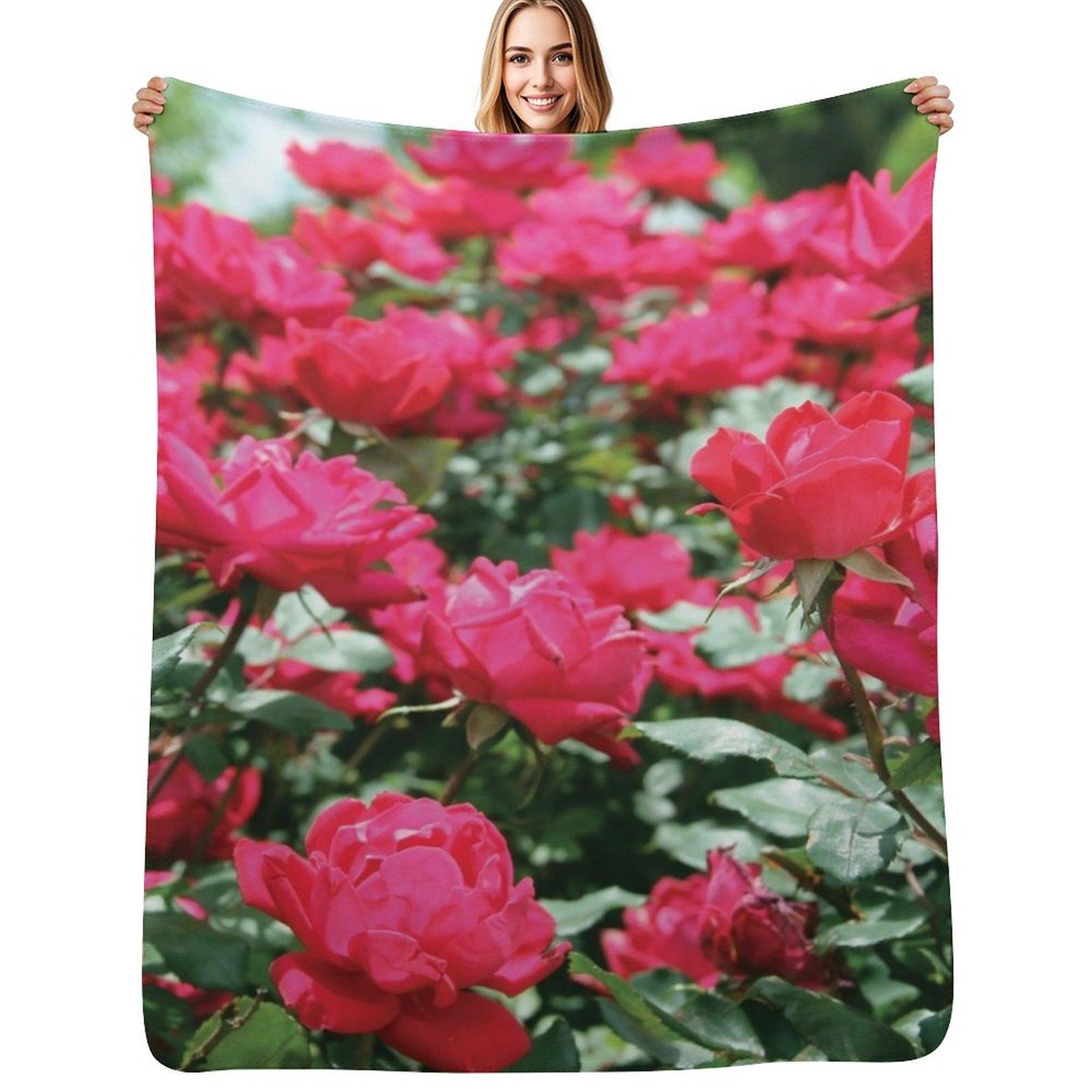 Bold and Beautiful Rose Bush Throw Blanket Stylish Decor Blanket Gift for Friends Roommate 75x100cm