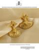 Elegant European Retro 18K Gold Fan-Shaped Ginkgo Leaf Earrings for Women