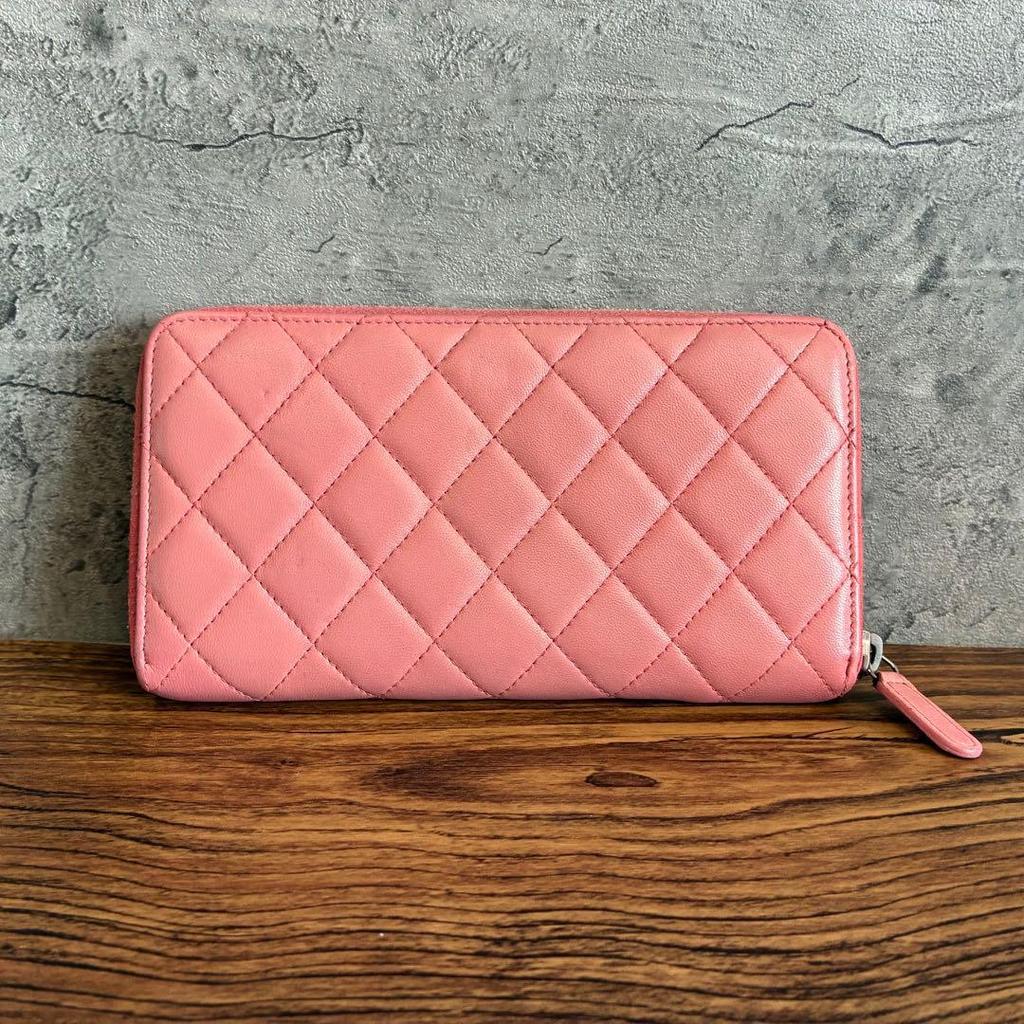 Used CHANEL Matelass Round Zip Long Wallet Pink