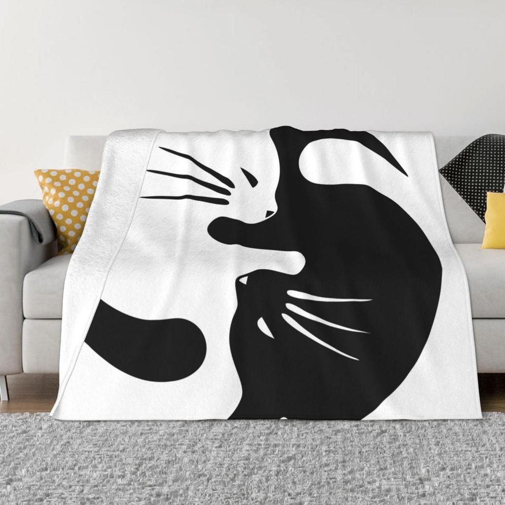Yinyang Dragon Printed Blanket Soft Plush Flannel Blanket Suitable For Sofa Office Blanket