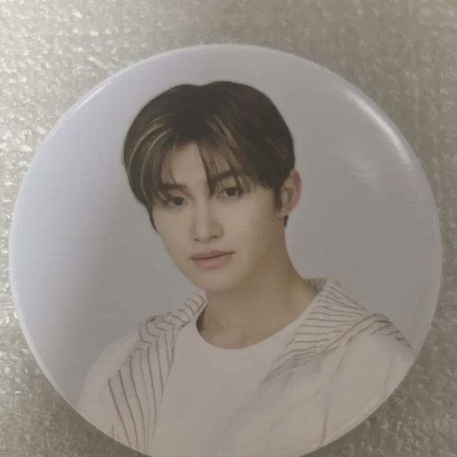 Туры Сеул Кон Джи Хун Значок