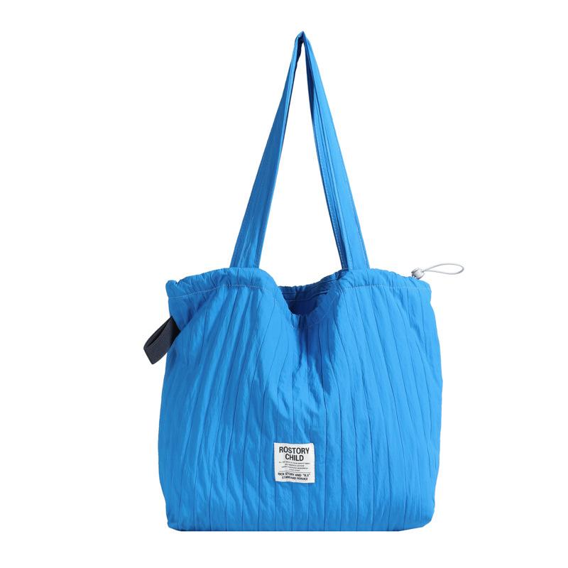 Simple Solid Color Striped Pleated Nylon Bag Women's Autumn and Winter Shoulder Messenger Bag Large Capacity Canvas Bag Commuter Bag