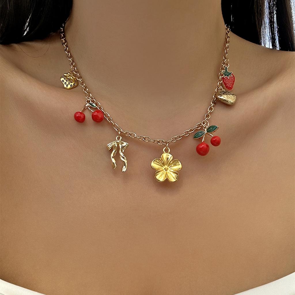 Y2K Sweet Cherry Strawberry Pendant Necklace For Women Dainty Cute Fruit Bow Charms Clavicle Chain Fashion Jewelry Accessories
