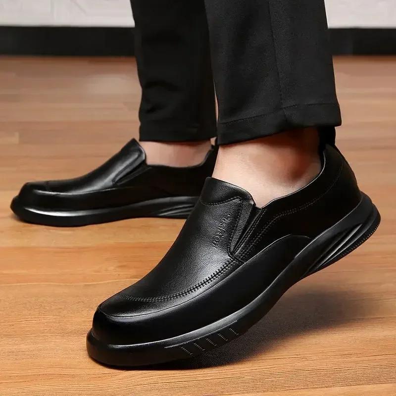 Herrenschuhe Rundspitze Leder Casual Schwarz Gesellschaftsschuh für Herren Hohe Qualität Mode 2024 Trend Business Gentleman Italienisch 39