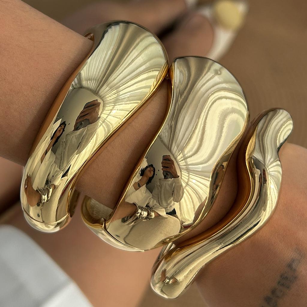 Exaggerated fashion metal wind opening bracelet bracelet niche smooth geometric bracelet jewelry