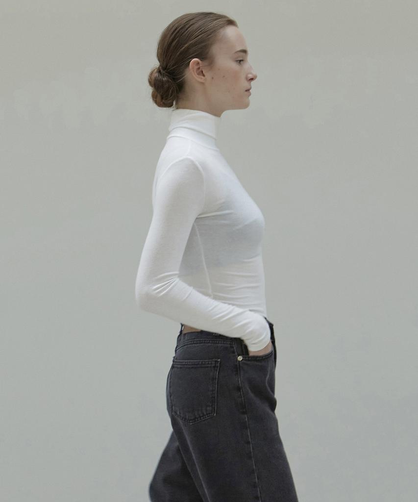 Nigaennikol [Essential] Soft Turtleneck Knit_Ivory
