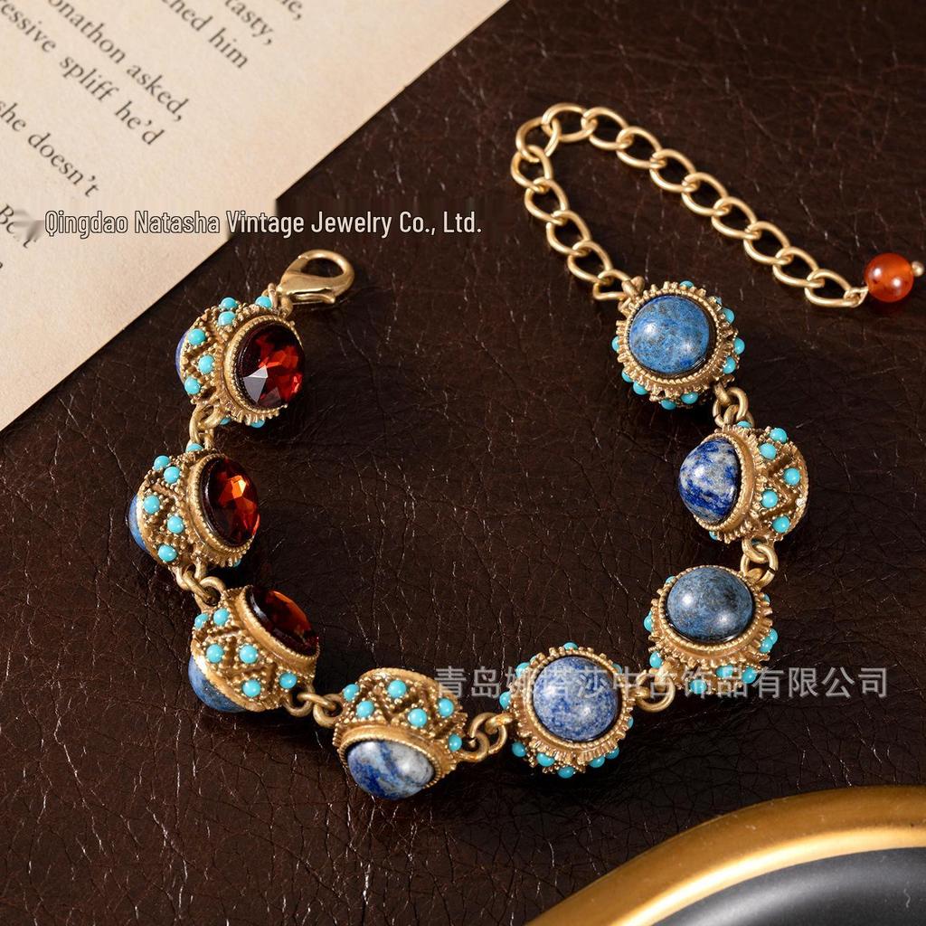 Elegant Vintage-Style High-End Bracelet for Women - Retro Design with Heavy Workmanship and Luxurious Charm