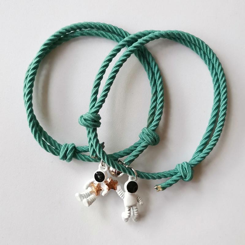 2Pcs/set Couple Bracelet Magnetic Attraction Creative Bracelet Friendship Rope Bracelet Cute Star Astronaut Bracelet