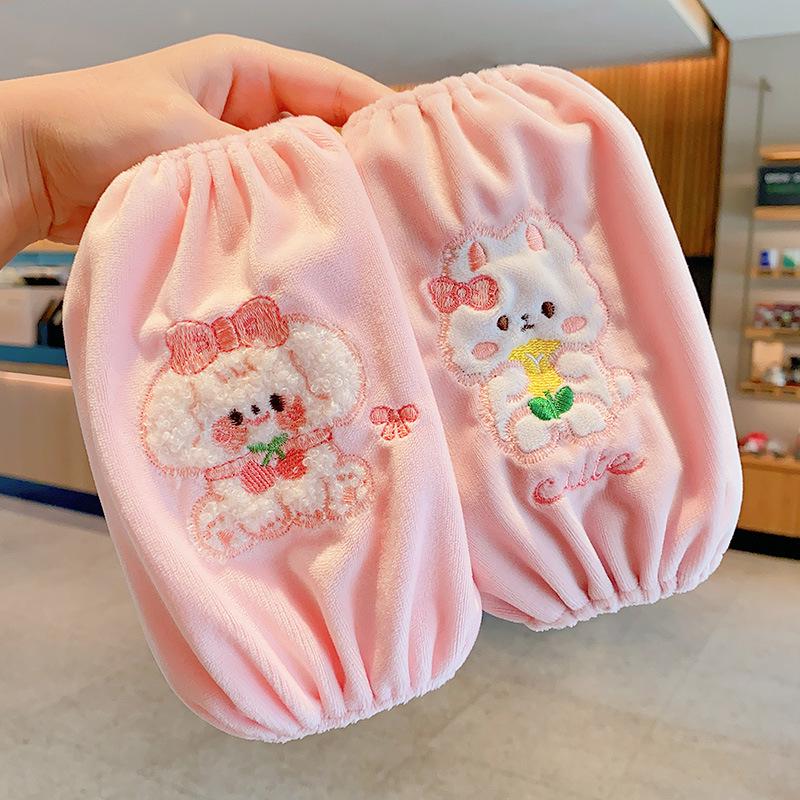 Anti-Stain Cartoon Baby Arm Sleeves for Boys & Girls - Cute, Protective, Autumn/Winter
