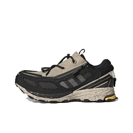 

adidas Shadowturf Black Bliss FZ6537 EU 38.5 чёрный/металлик серебряный