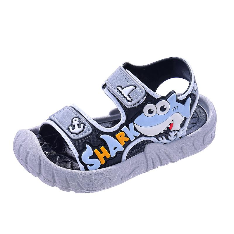 New trendy summer sandals for boys, stylish soft-soled shoes for older children, stylish children's and toddler boys' beach shoes