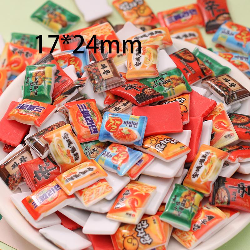 DIY Mini Snack Box Toys for Kids - Convenience Store Play Set with Claw Machine Accessories