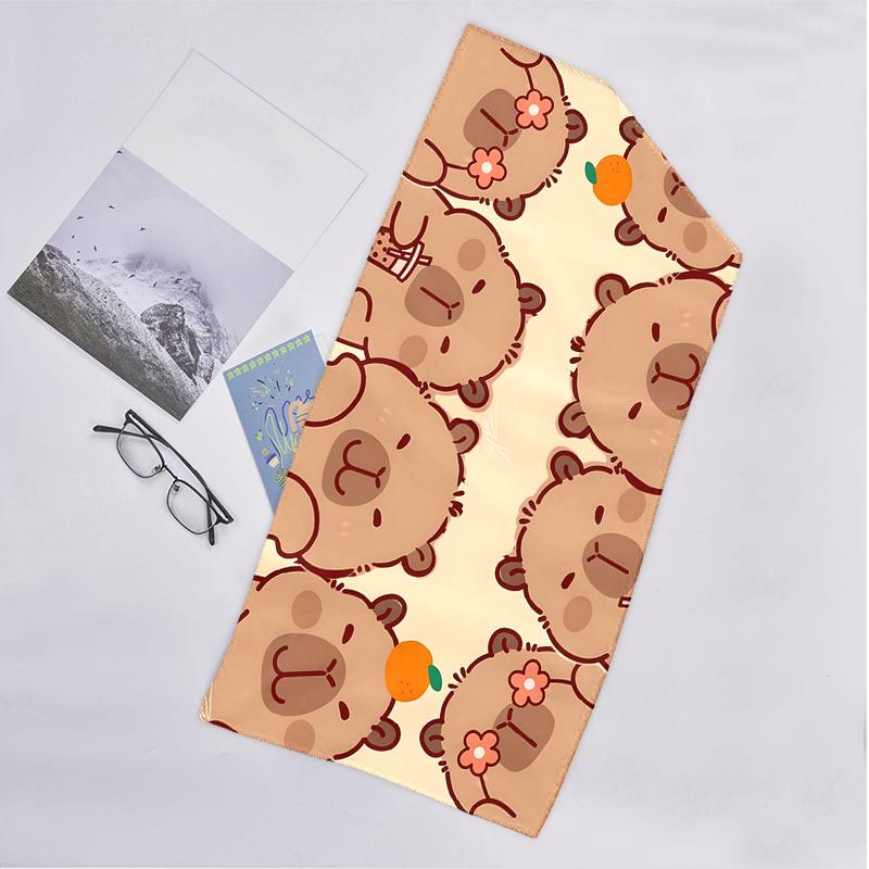 Kapibara Fashion Beach Towel: Ideal for Summer Adventures Soft, absorbent and quick drying suitable for swimming and bathing