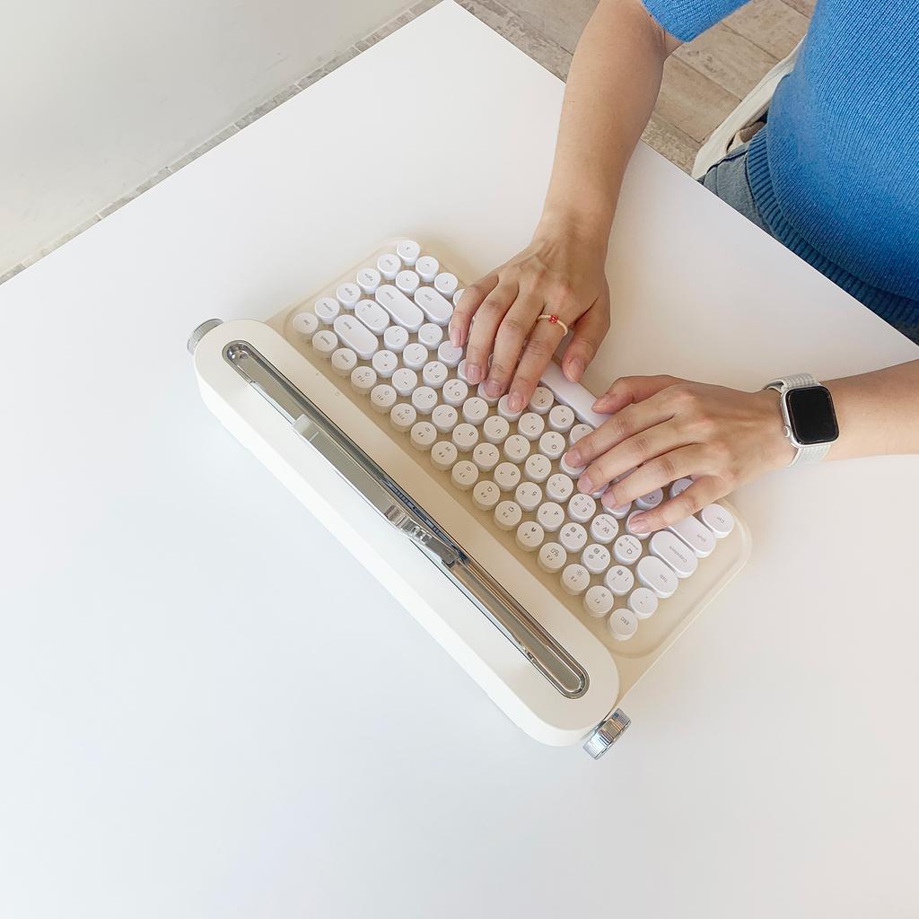 83Keys BT Wireless Multimedia Keyboard Wide Compatibility Easy To Operate for PC, Notebook,Tablet, Laptop, for Windows