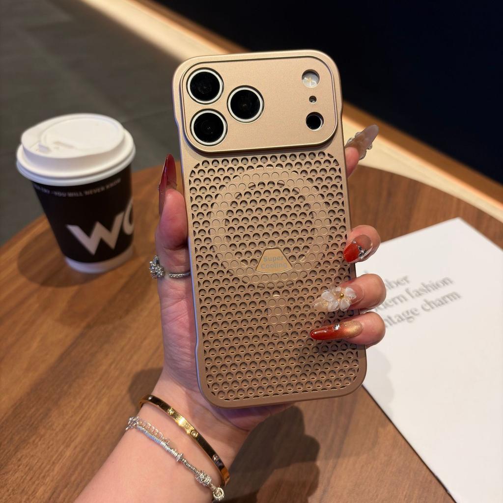 Seconds change applicable iPhone17PROMAX mobile phone case ultra-thin honeycomb heat dissipation magnetic attraction Apple 16 borderless anti-drop