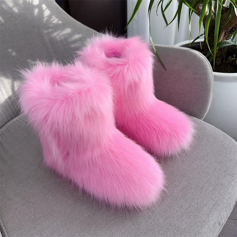 New Winter Fur Onepiece Raccoon Fur Female Snow Boots Fur Shoes Outdoor Mid Leg Boots