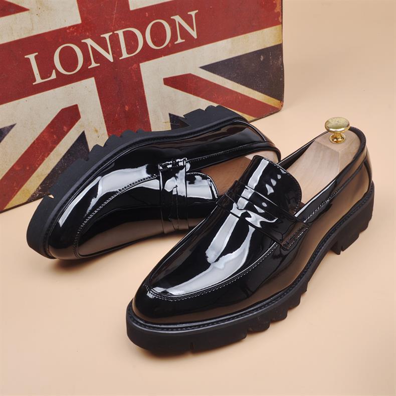 Italian Designer Shoes for Men Luxury Fashion Patent Leather Tassels Shoe Black Trendy Platform Loafers Youth Footwear Man