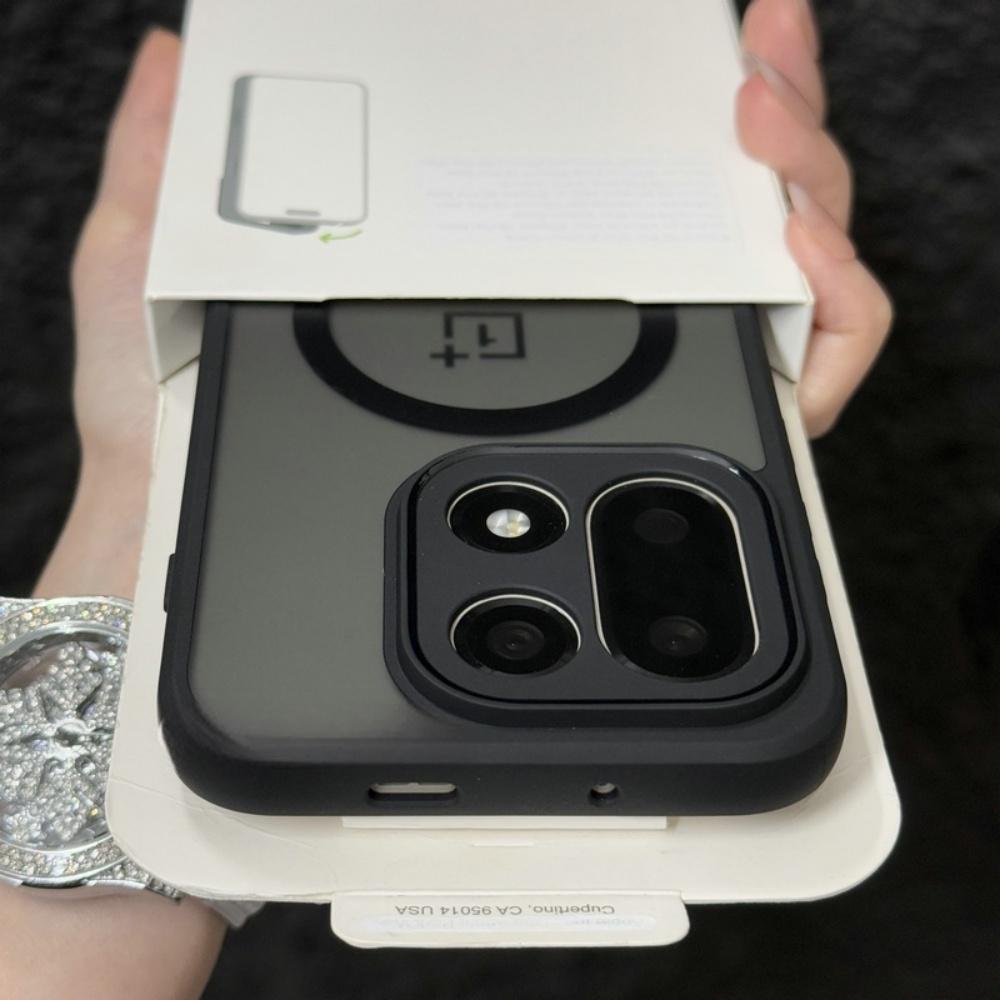 Matte Wireless Charge Magnetic Phone Case For OnePlus 15 13 13R 13S 13T Nord 5 CE 5 Ace 5 Pro For Magsafe Bumper Non-Slip Cover