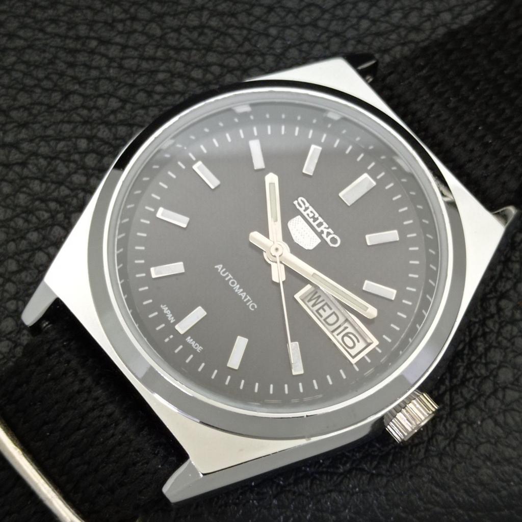 VINTAGE SEIKO 5 AUTOMATIC REFURBISHED JAPAN MENS BLACK DIAL WATCH a440673-9 Sk-a440673-1