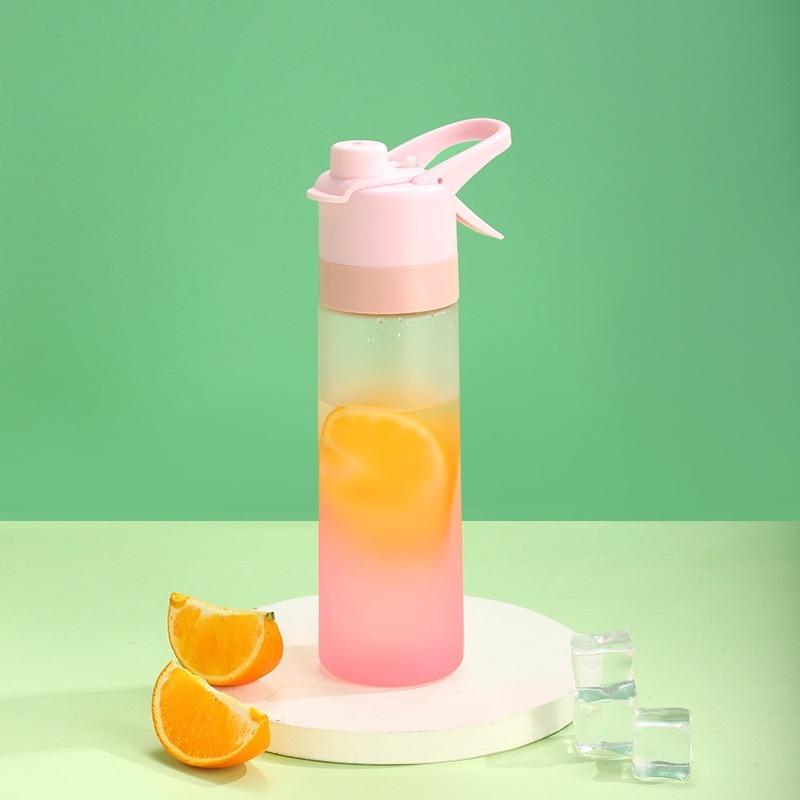 

650 мл Креативная бутылка для воды с распылителем, портативная пластиковая бутылка для питья напрямую, чашка для воды для улицы, школы, спорта, детская и студенческая чашка для воды розовый