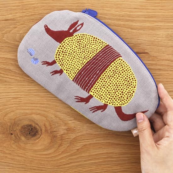 Kusunabashi Mon-ori morita MiW Pouch Armadillo Gray A-65937-90-GY 22×13cm