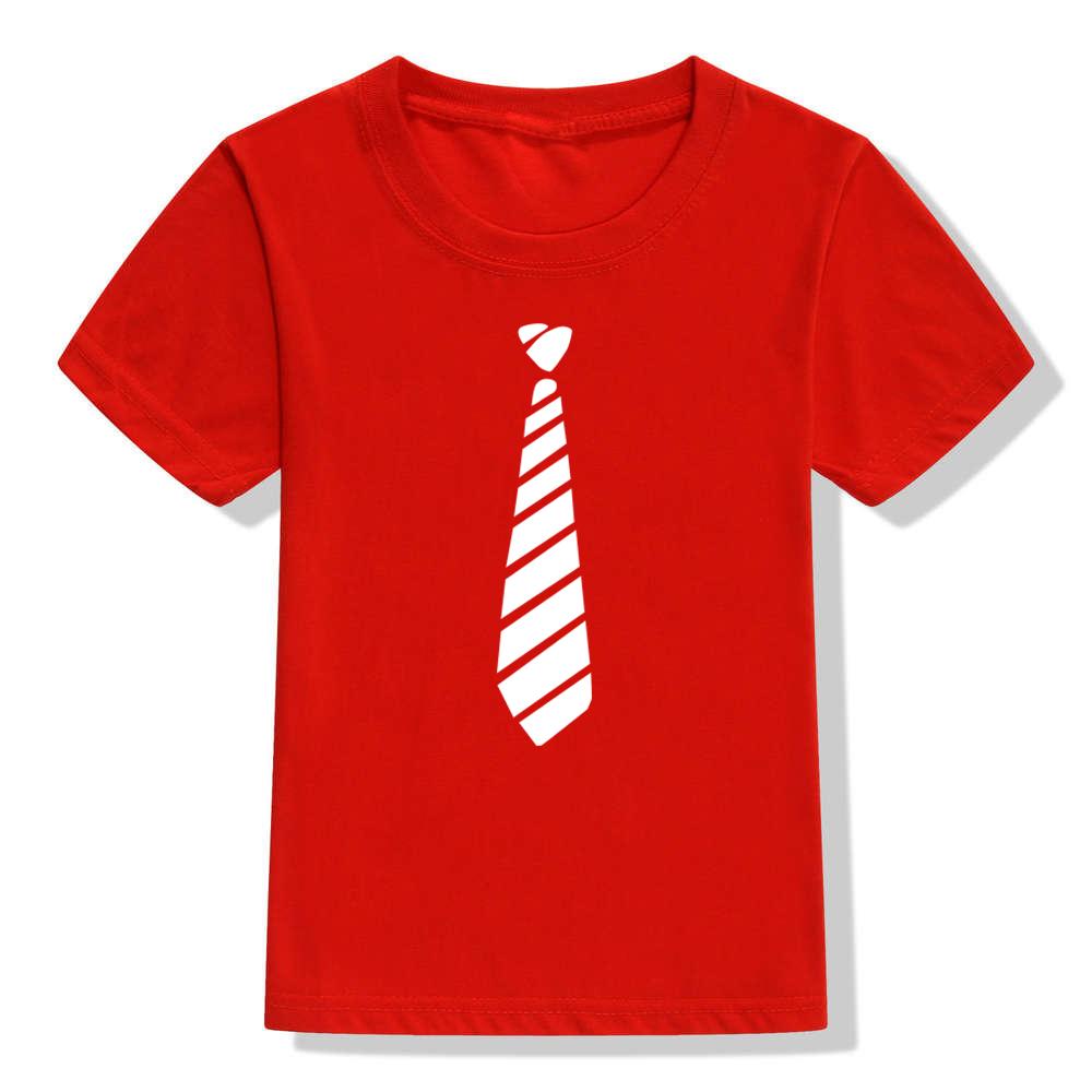 Классический костюм с галстуком-бабочкой — фото 8