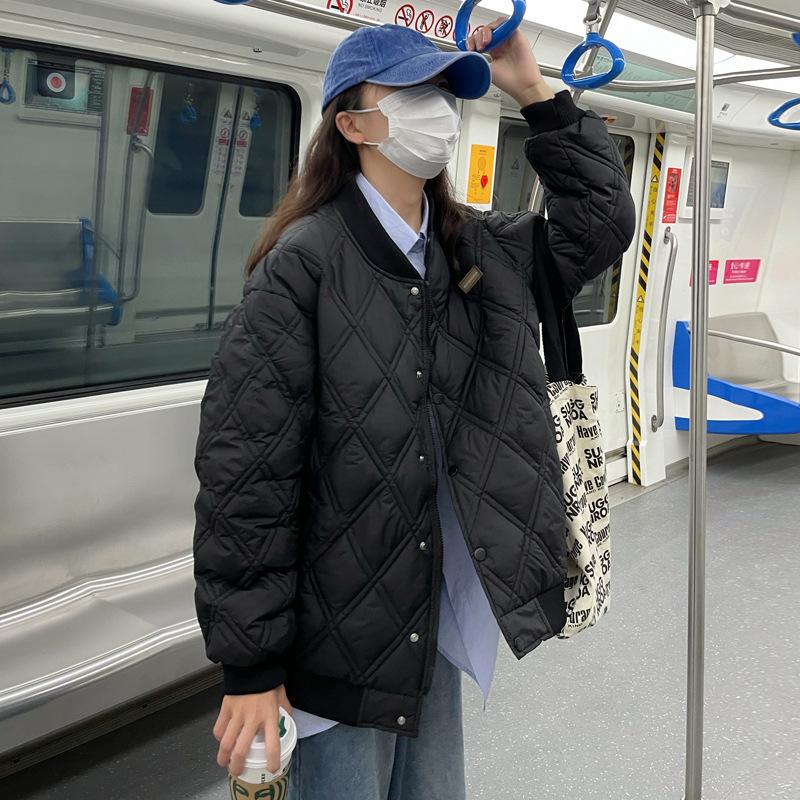 

Зима 2025 новые продукты: короткая свободная повседневная куртка из тонкого хлопка в ромбовидную клетку со стойкой, стеганая куртка для девушки M чёрный