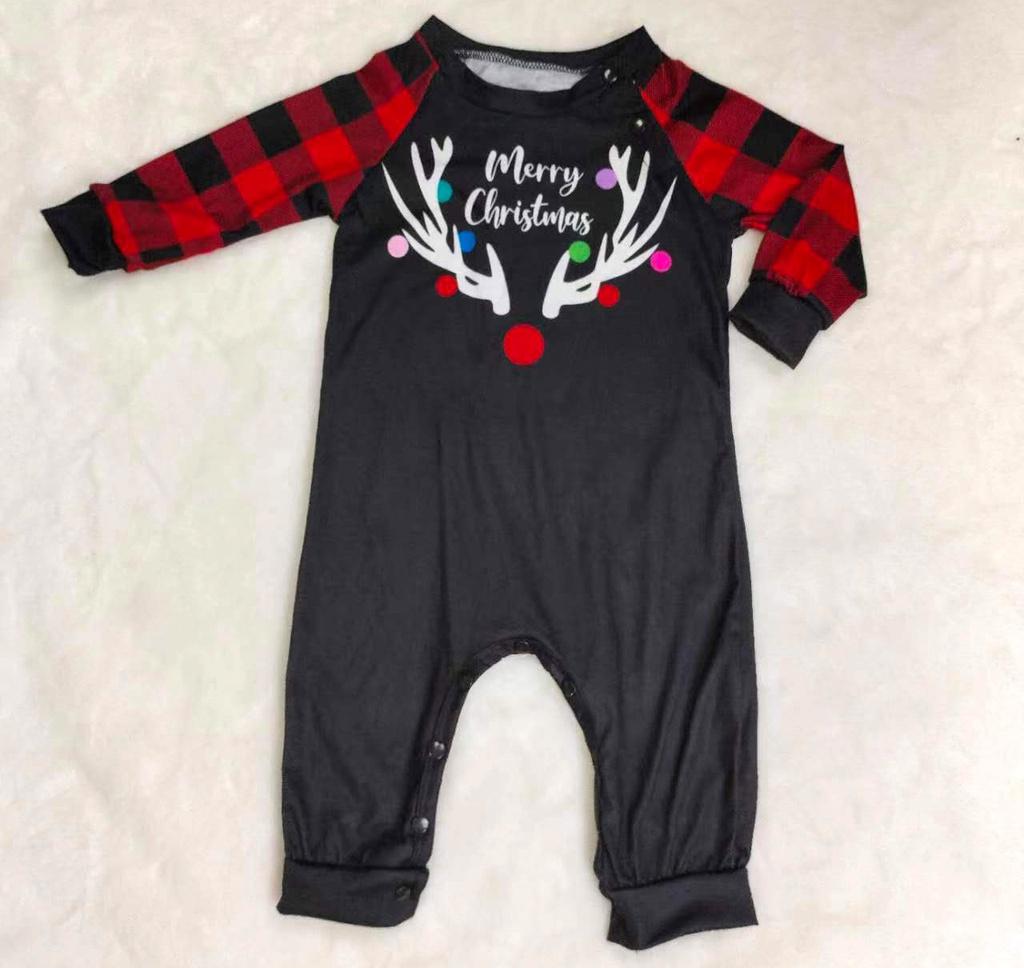 2023 New Arrival Plaid Alphabet Christmas Family Matching Pajama Set