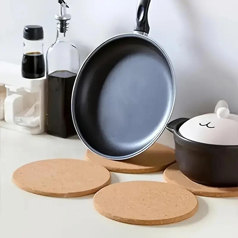 4pcs Cork Pot Mat Heat Resistant Round Pans Holder Bowl Placemats Worktop Saver Mat Cup Coasters Tableware for Kitchen Gadget