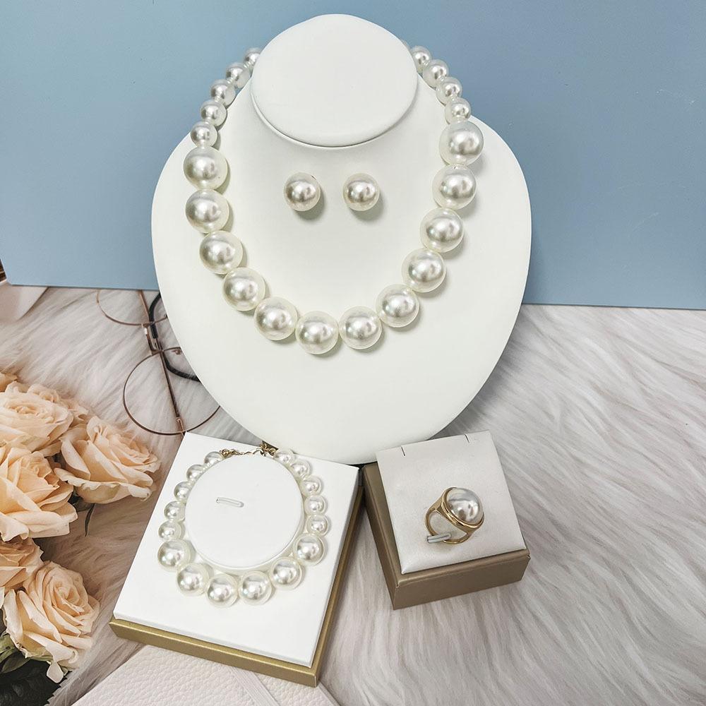 Set di Gioielli in Perle a Cinque Pezzi Retro di Lusso Leggero Europeo e Americano Francese