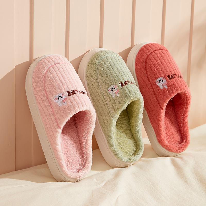 New autumn and winter cotton slippers women's thick bottom non-slip couple warm confinement cotton mop