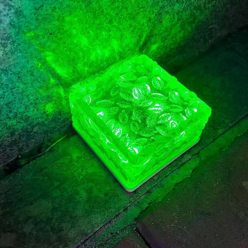 Warm White Solar LED Garden Lamp Ice Buried Ground Decorative Lights Cube Shape Waterproof IP65 Outdoor High CRI 80 10000 Hours