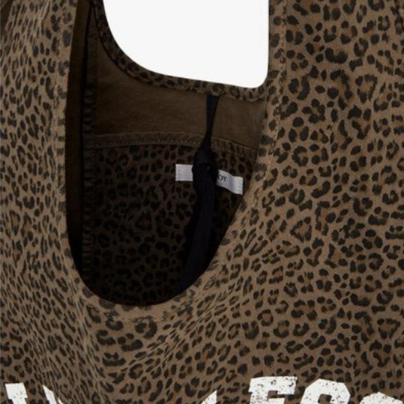STUDIO TOMBOY Leopard Graphic Pattern Shoulder Bag  9176270981 