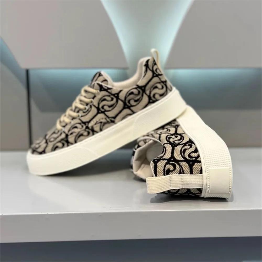 Mode Herrenschuhe Frühling Neu Vielseitige Canvas-Schuhe Niedrig Geschnittene Lässige Board-Schuhe Designgefühl Sportschuh Sneakers Herren Zapatos Casuales